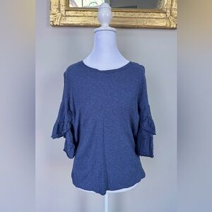 Short sleeve top